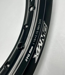 jante arriere 2WMX 2.15 x 19 32 trous