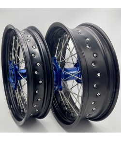 Paire de roues SUPERMOTARD 2WMX STARK VARG personnalisée